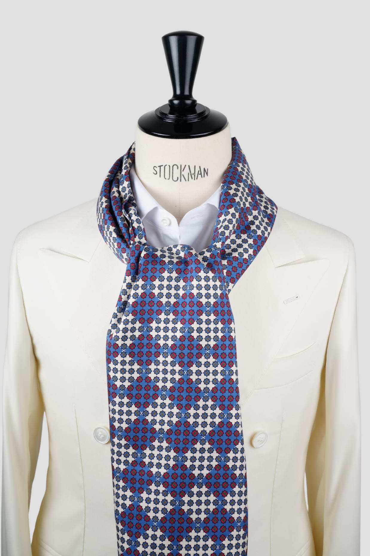 Echarpe soie, motif cachemire, bleu rouge vert et ocre