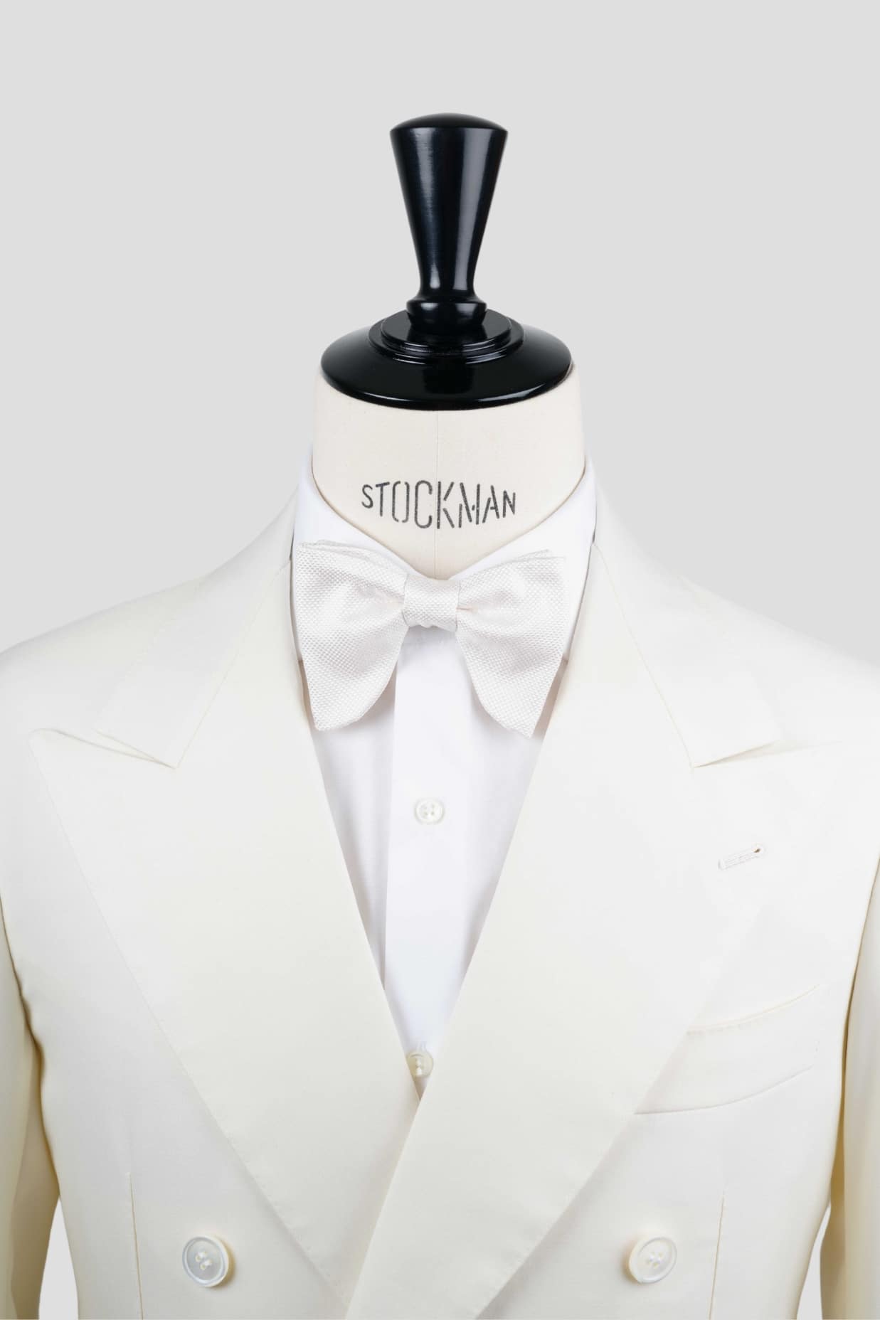 Noeud papillon blanc cassé "Le plongeant", soie piquée