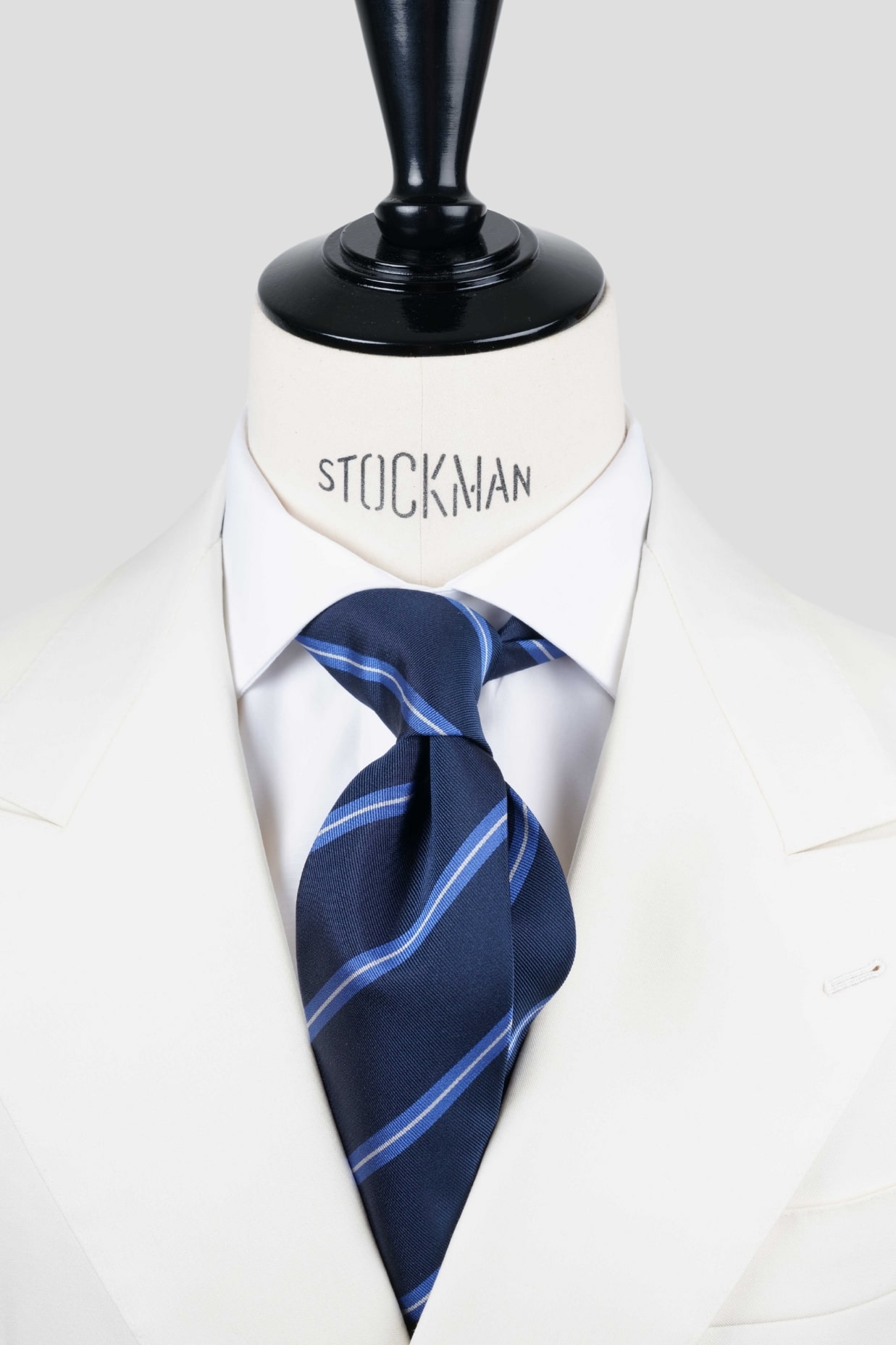 Cravate sartoriale à 3 plis, en soie tissée bleu foncé, rayure bleu