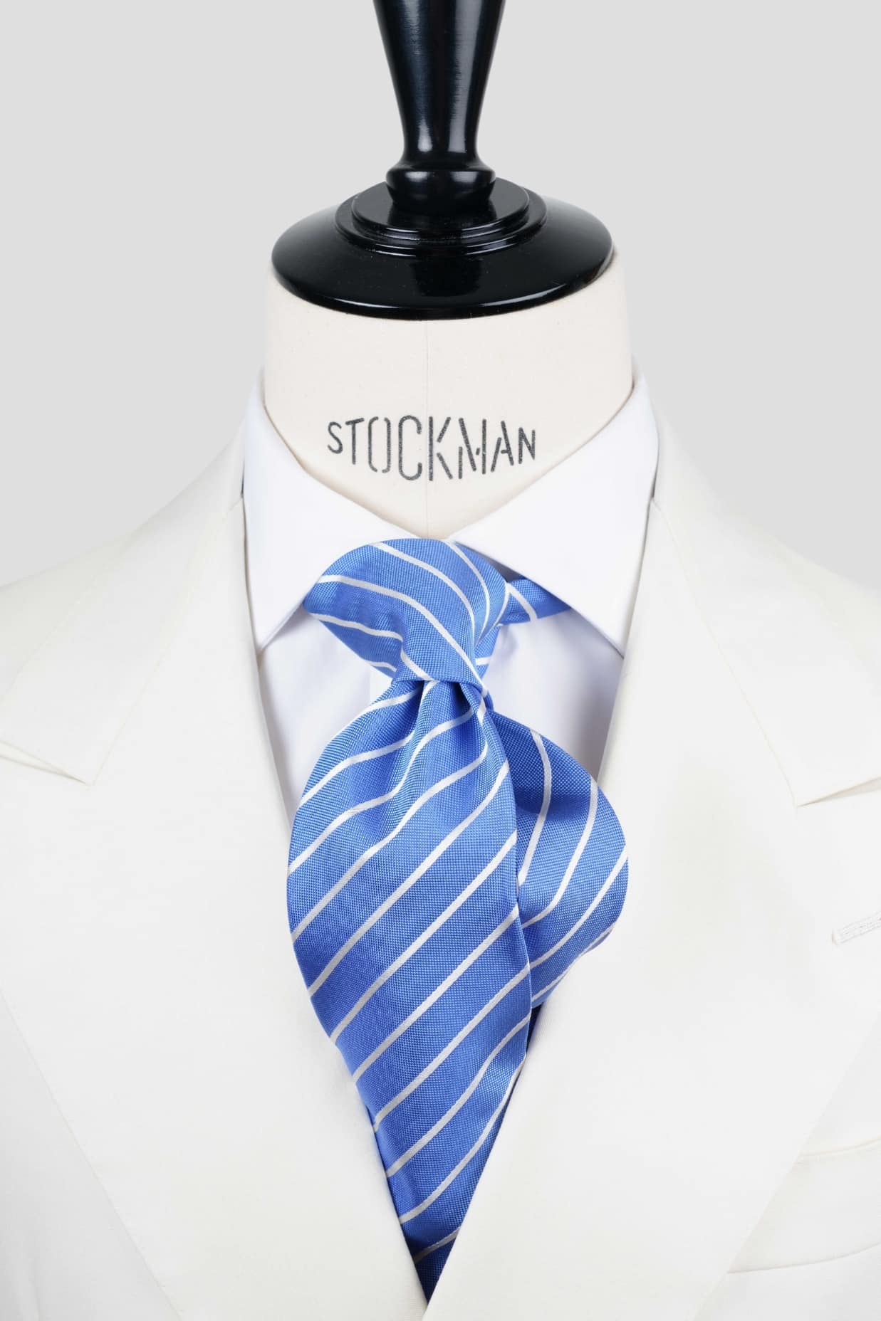 Cravate sartoriale à 3 plis, en soie tissée bleu ciel, rayure blanche