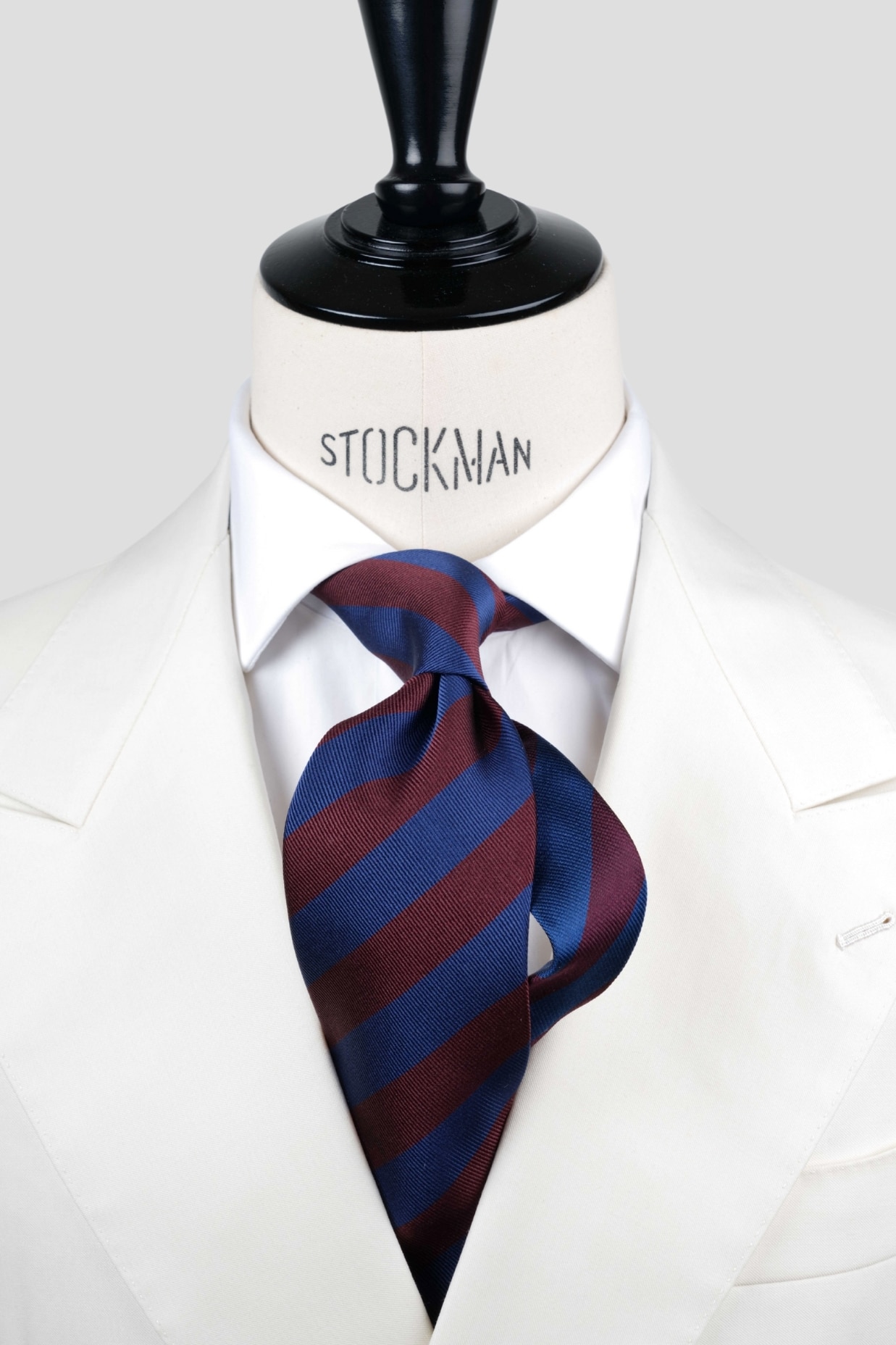 Cravate sartoriale à 3 plis, soie tissée, rayures blocs, bleu foncé et bordeaux