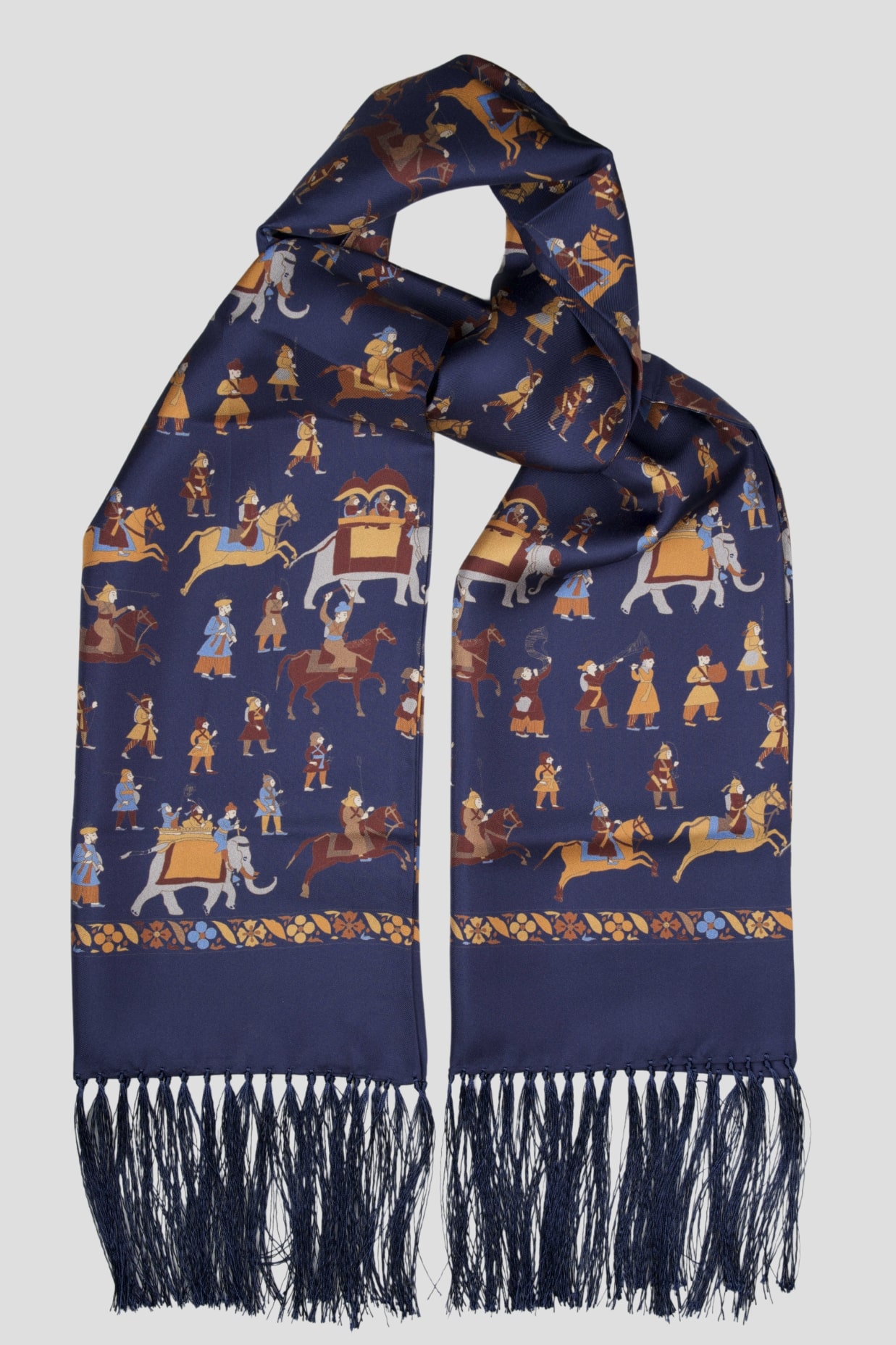 Echarpe tubulaire, 100% soie, bleu marine motif guerriers