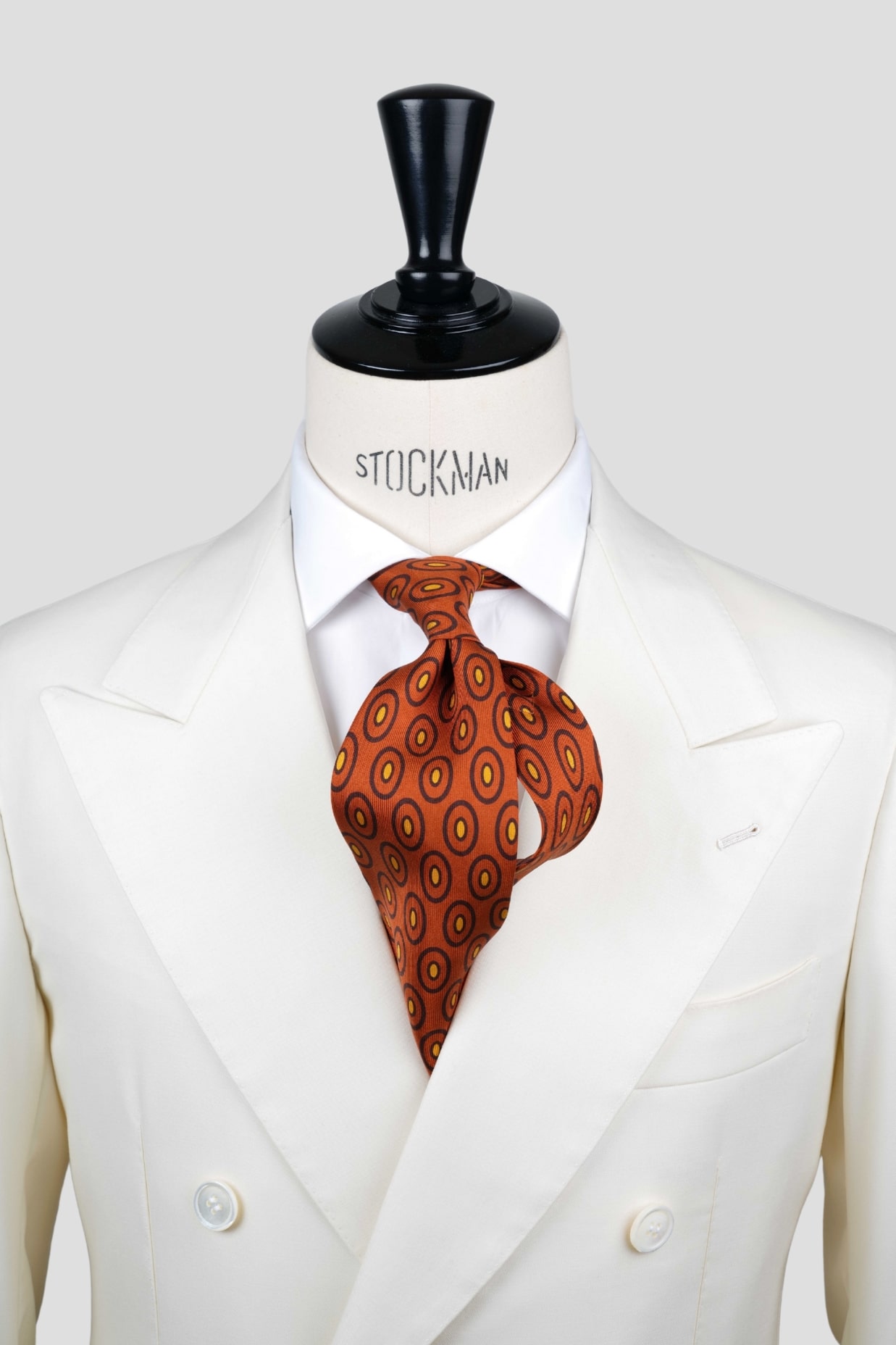 Cravate sartoriale à 7 plis, en soie madder marron foncé motif rond