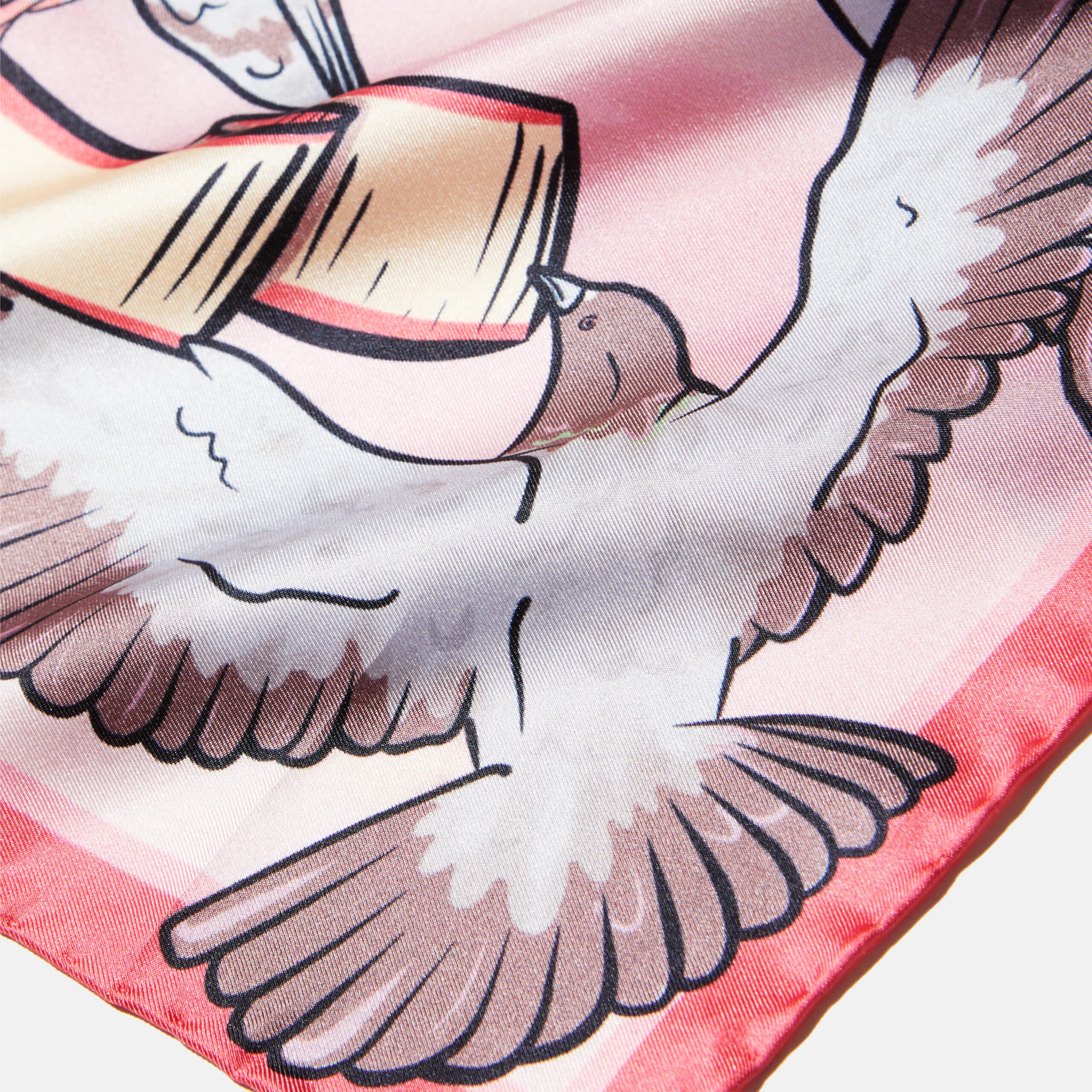 Carré de soie rose bleu et rouge, motif Valse des pigeons